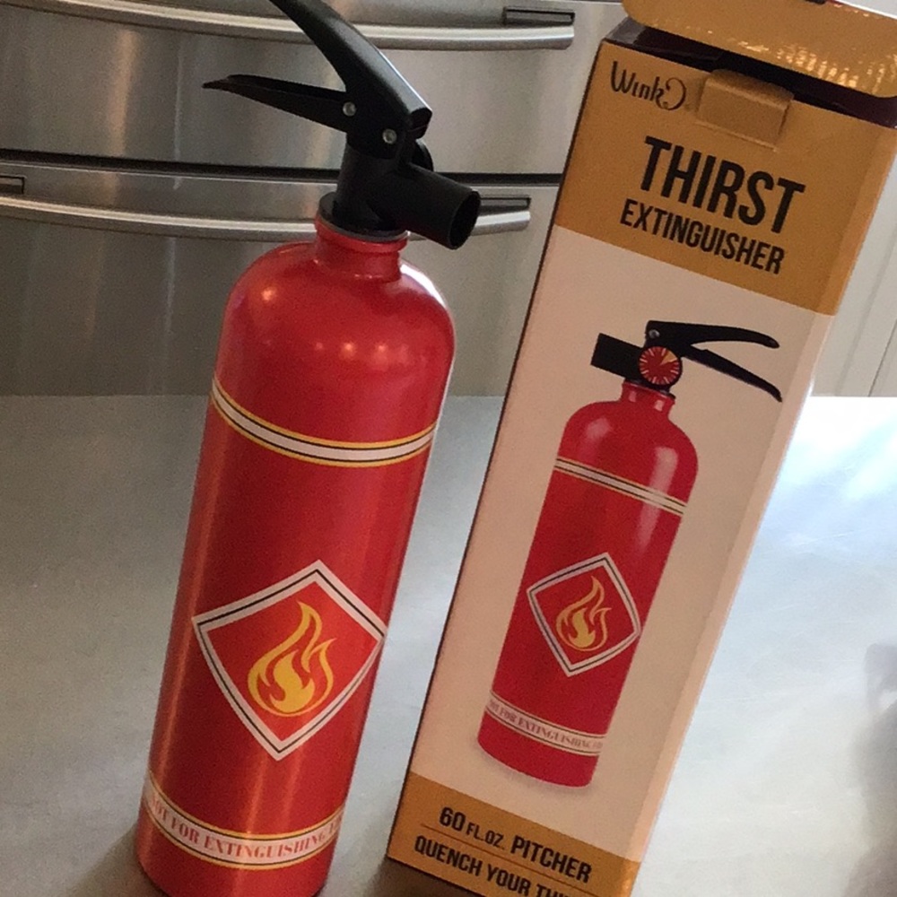WHITE ELEPHANT GIFT! Thirst Extinguisher, 60 fl oz Pitcher. novelty gift.